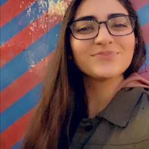 Meet your Posher, Samantha